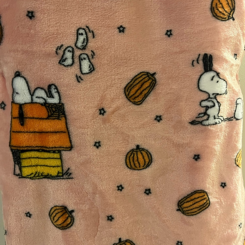 Peanuts Snoopy Fleece Halloween Throw Blanket by Berkshire - NWT!